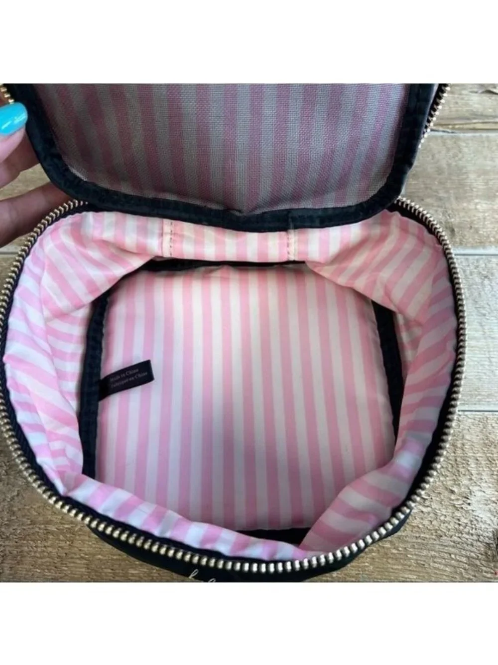 Victoria’s Secret Black Nylon with Gold Hardware Makeup Bags Set of 2